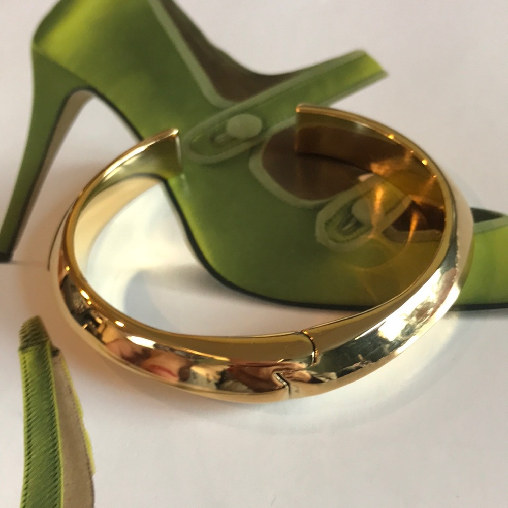 Kate Spade Cuff Bracelet with dust bag NWOT - Picture 4 of 13